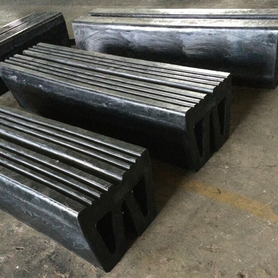Groot Dokw Type Stootkussennatuurrubber voor Tug Boat Bumper
