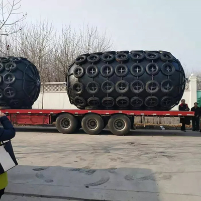 ISO17357 Yokohama Marine Fenders With Aircraft Tires voor STS-Verrichtingen
