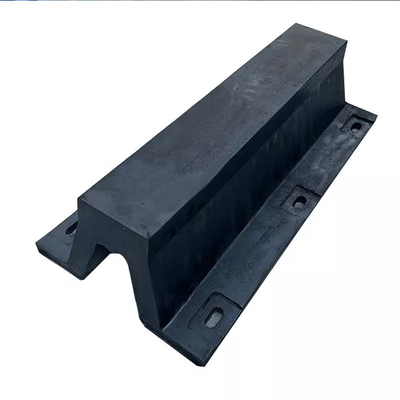 Op zwaar werk berekende PIANC van Boogmarine dock fenders black 500H Norm