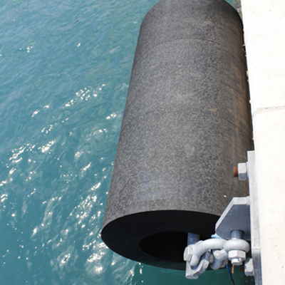 2000 mm cilindrische scheepsfenders verbeteren de veiligheid van zeevarenden