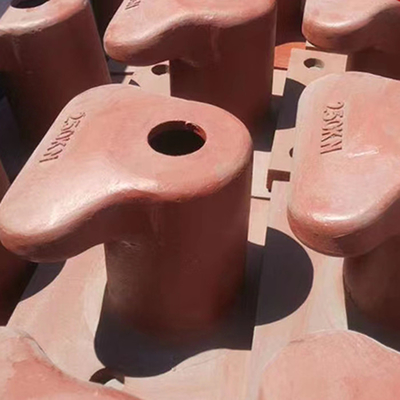 Op maat gemaakte stalen mooring bollards voor docking standaard ontwerp zilveren afwerking