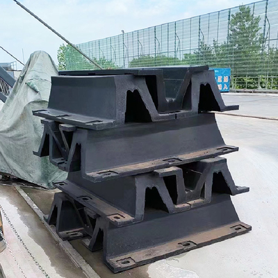 Super Arch Type Rubber Type V Fender Marine voor Port Berthing Wharf