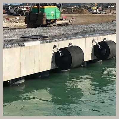 Cilindrische Rubber Fender met Hoge Energieabsorptie, Lage Reactiekracht en Lange Levensduur voor Maritieme Afmering