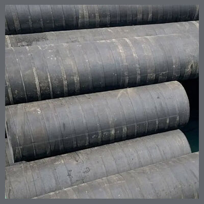 Premium Rubber Materiaal Cilindrische Marine Fender met Uitstekende Demping en Op Maat Gemaakte Maten Beschikbaar