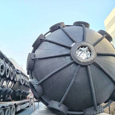 Yokohama Marine Rubber Fender met uitstekende schokabsorptie, corrosiebestendig en herbruikbaar voor scheepsbescherming